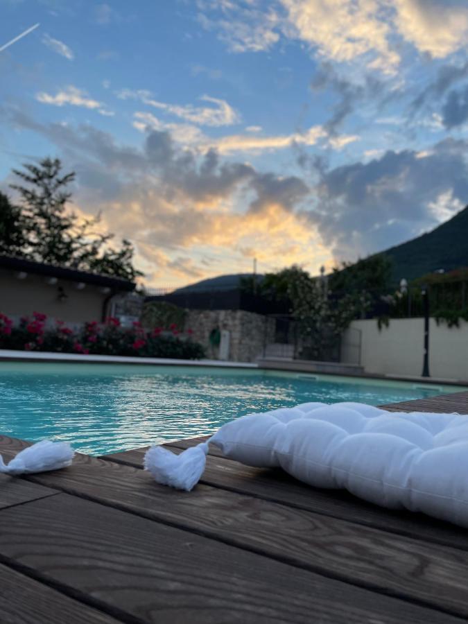 Corte Caiar Bed&Breakfast Caprino Veronese Exteriör bild